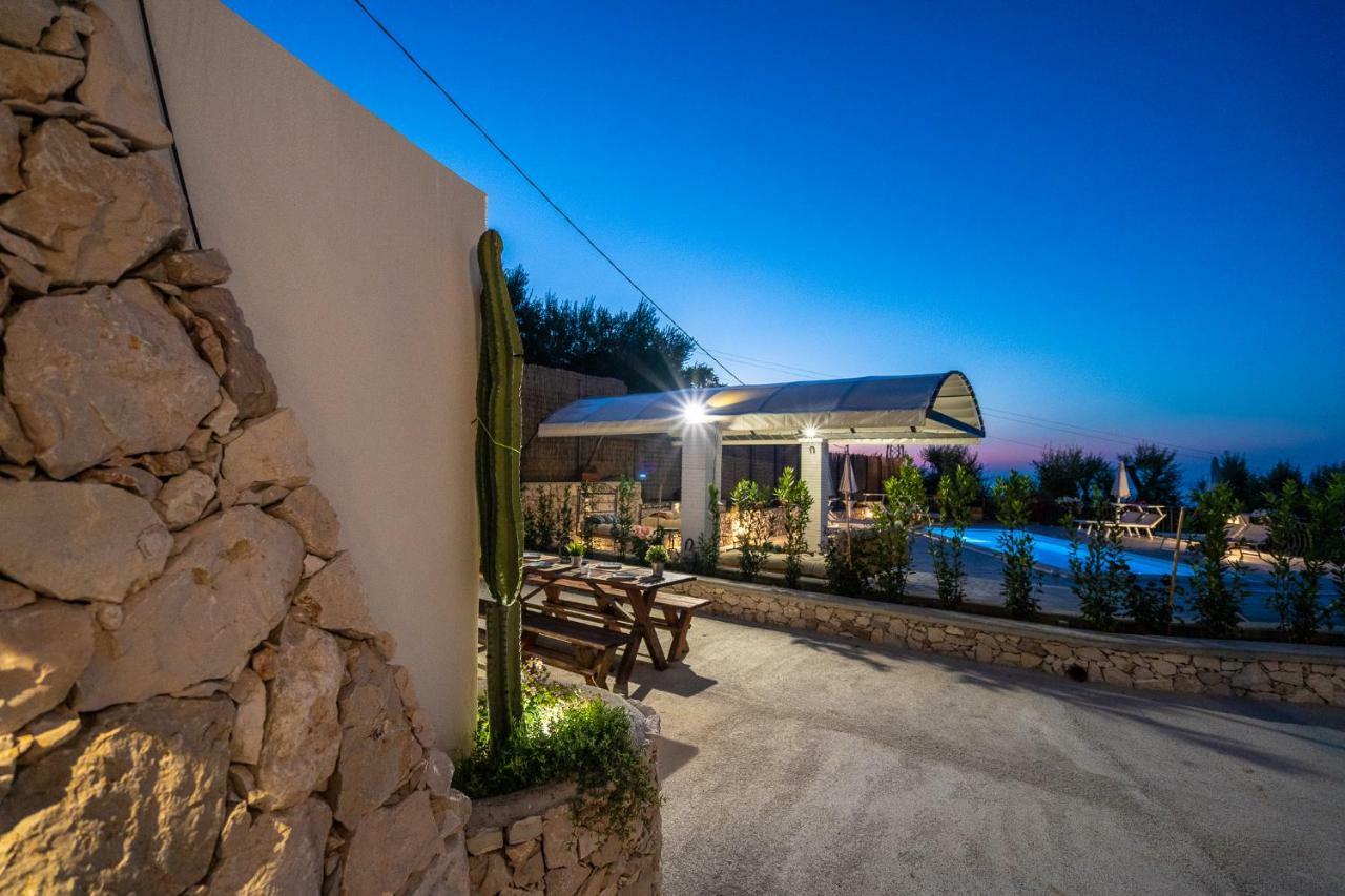 Borgo Canneto ローディ・ガルガーニコ エクステリア 写真
